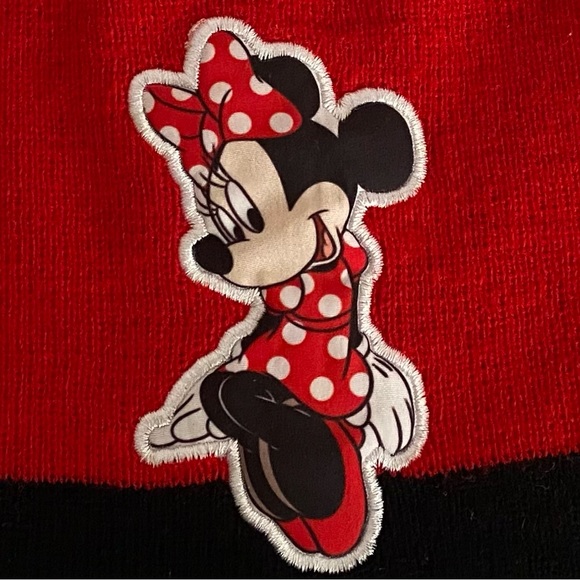 BUNDLE OF TWO Minnie & Dora Winter Hat . - Picture 4 of 11